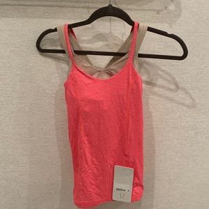 Lululemon Tank w/Built In Bra